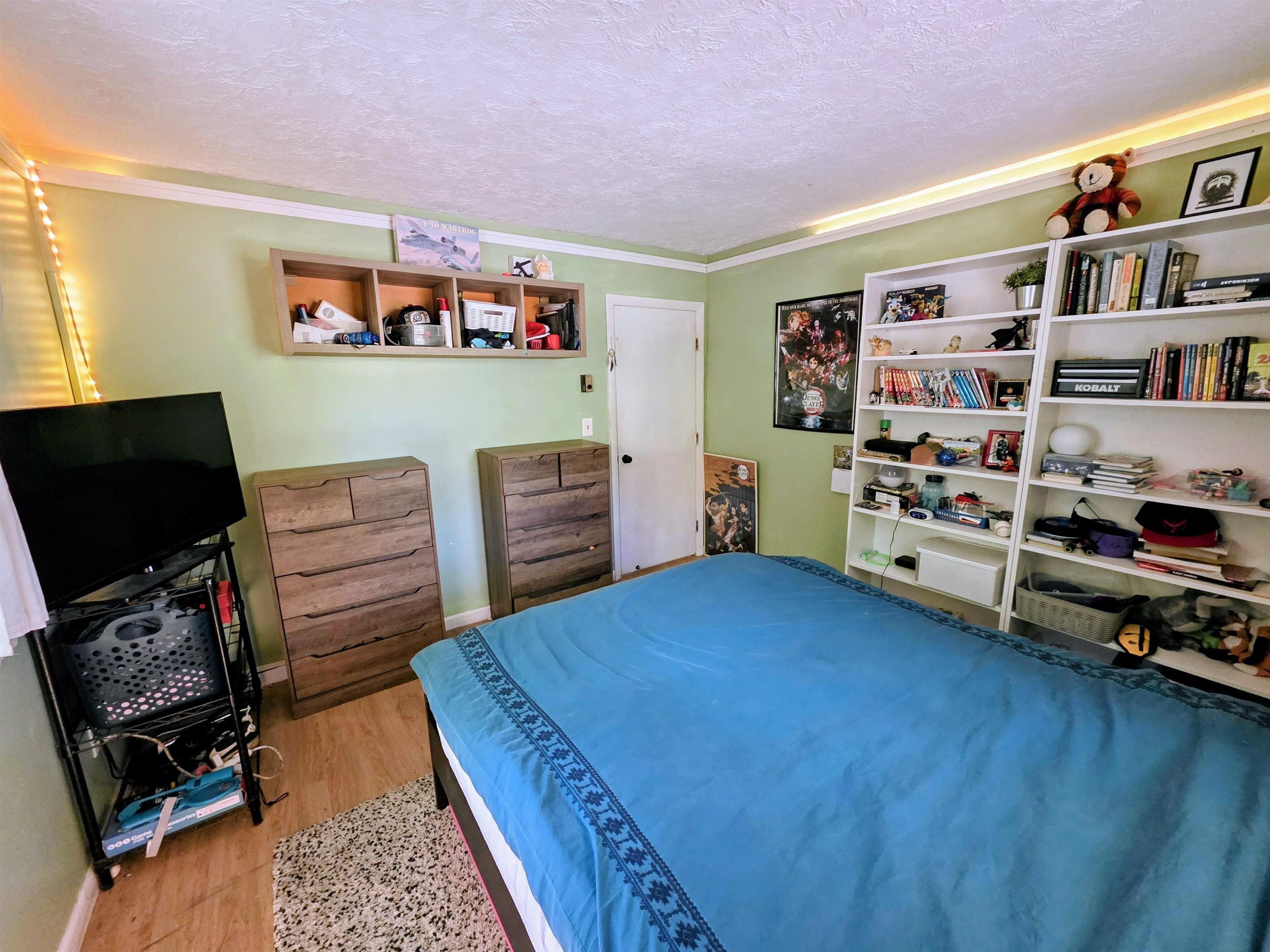 103 Mammoth Road Hooksett, NH 03106 - Photo 20 of 47