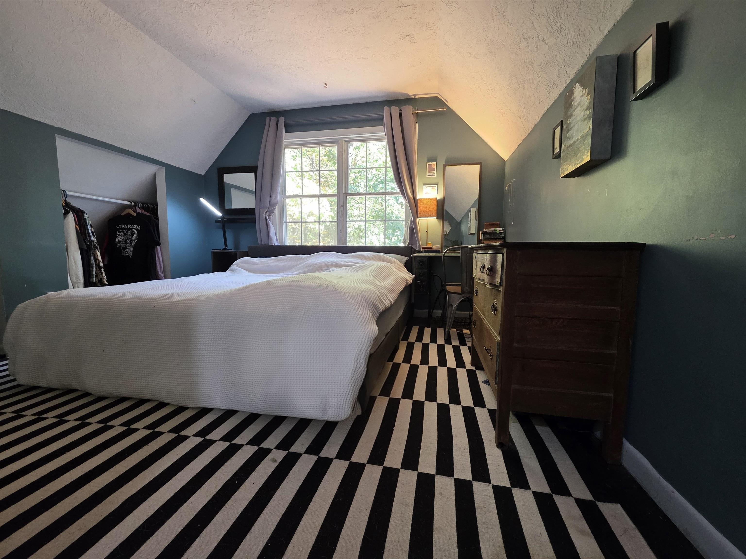 103 Mammoth Road Hooksett, NH 03106 - Photo 29 of 47