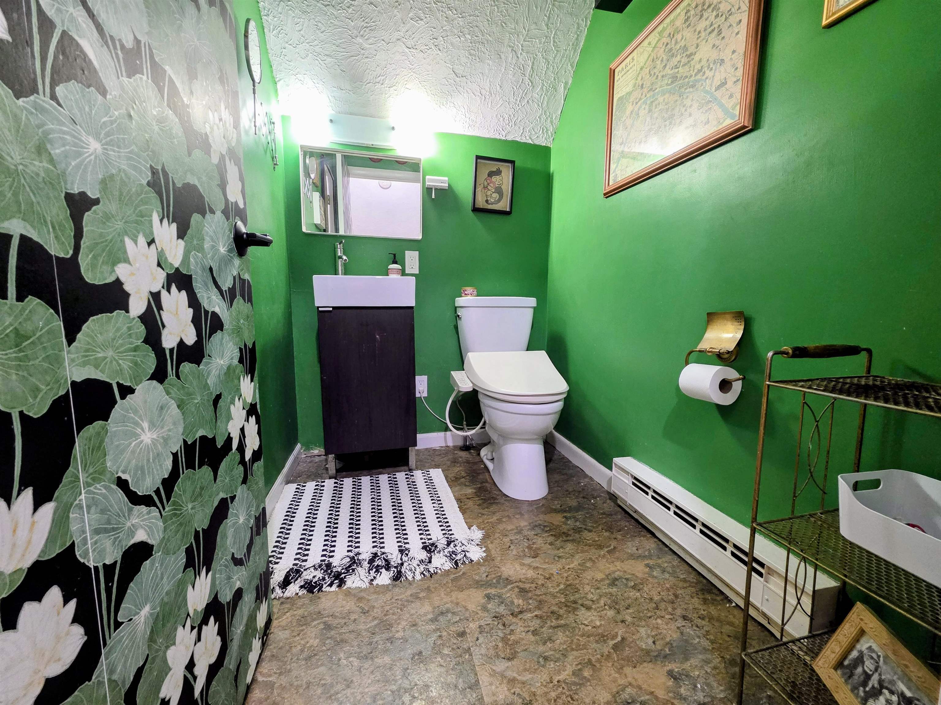 103 Mammoth Road Hooksett, NH 03106 - Photo 32 of 47