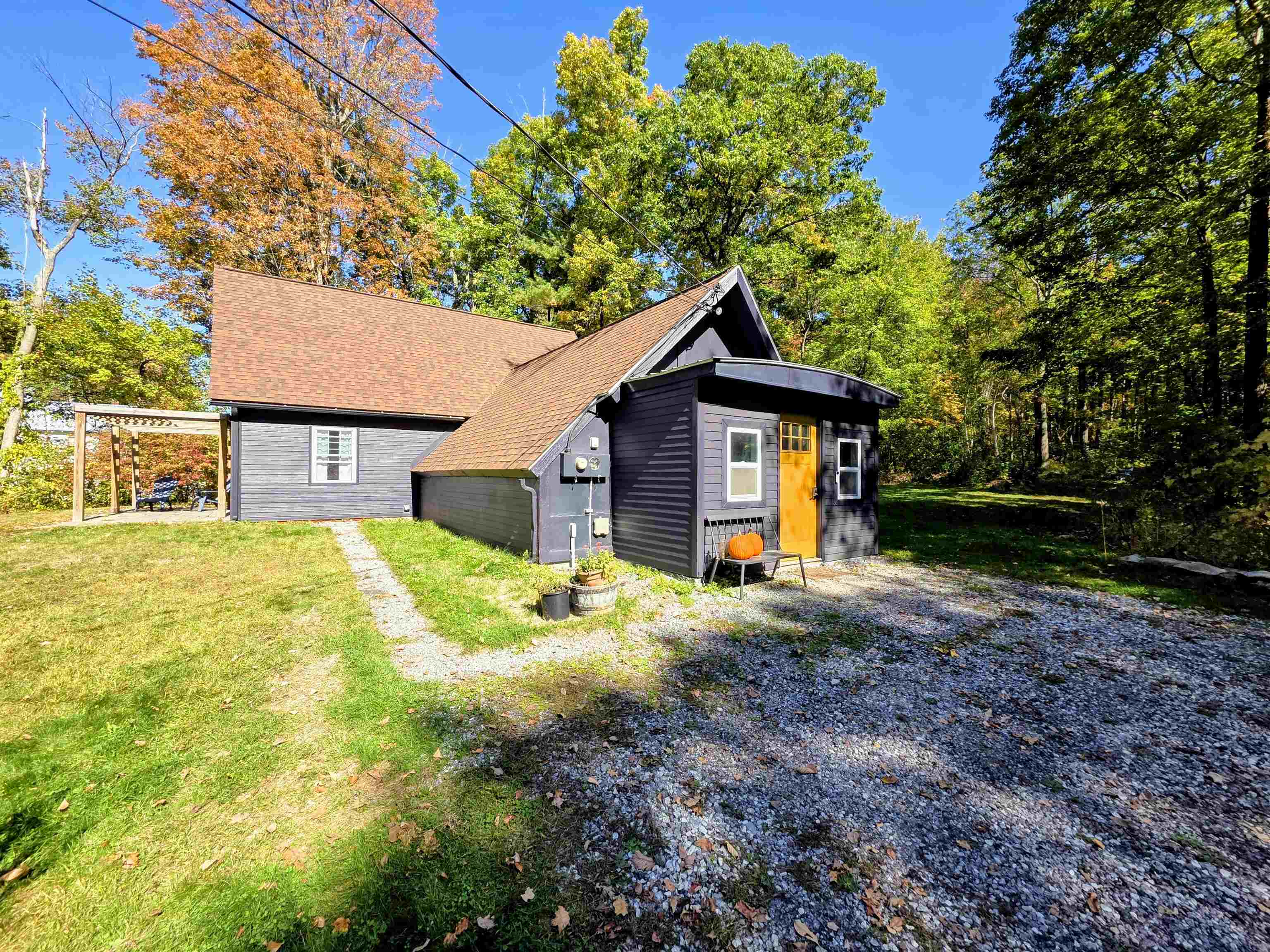 103 Mammoth Road Hooksett, NH 03106 - Photo 10 of 47