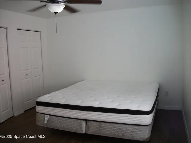 view of wooden floor