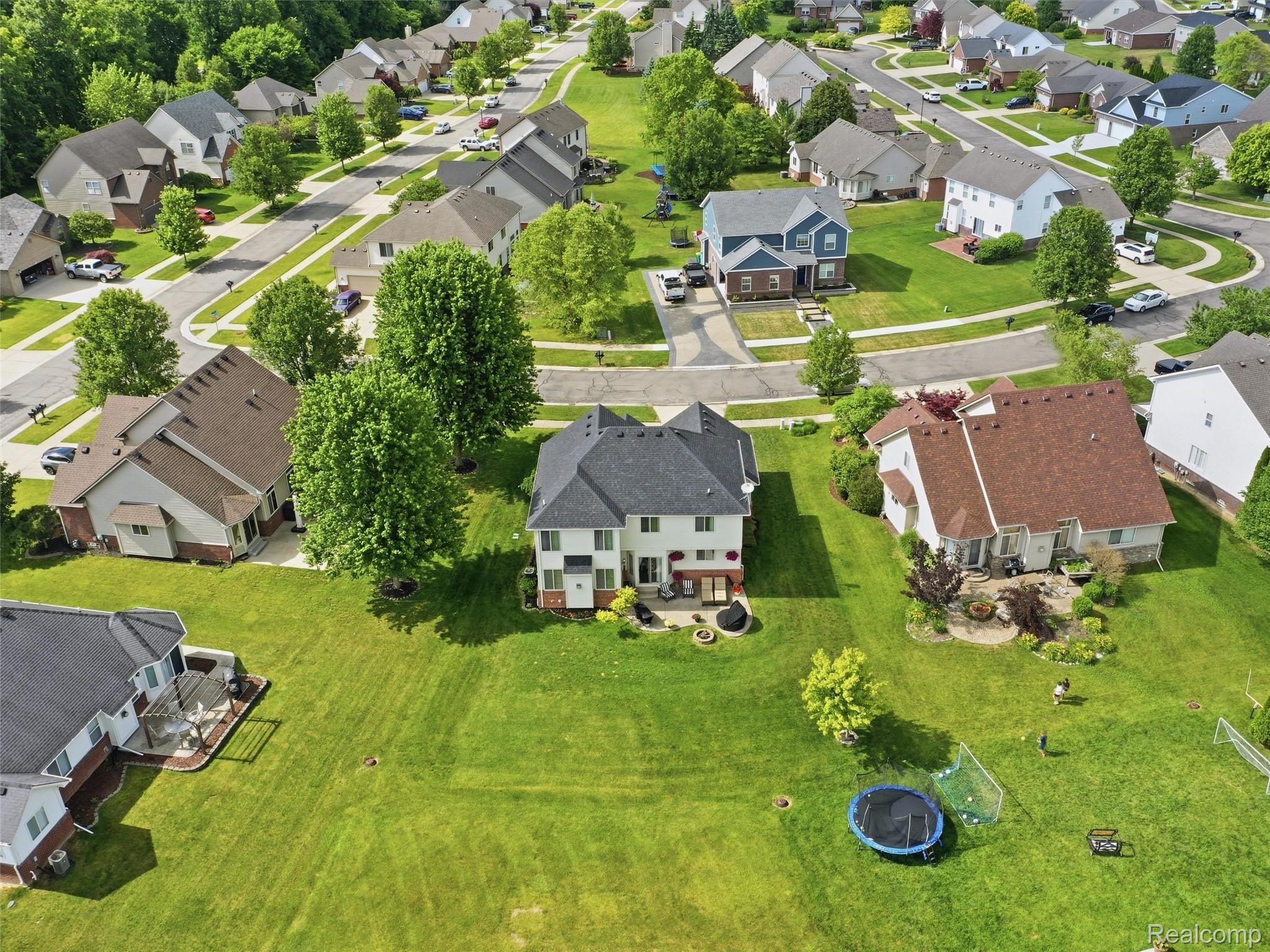 23621 Crescent Ridge Drive New Boston, MI 48164 - Photo 42 of 45 08-DJI_0963.jpg