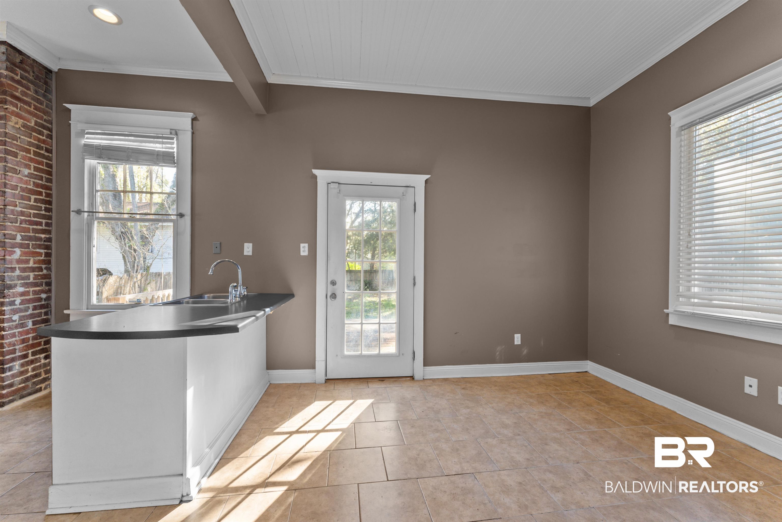 21 Houston Street Mobile, AL 36606 - Photo 26 of 38