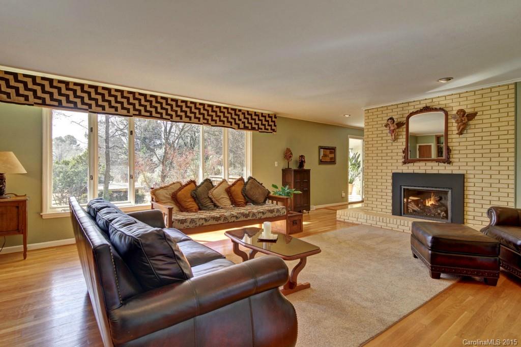 740 Virginia Road Davidson, NC 28036 - Photo 3 of 24 Gallery Image 3