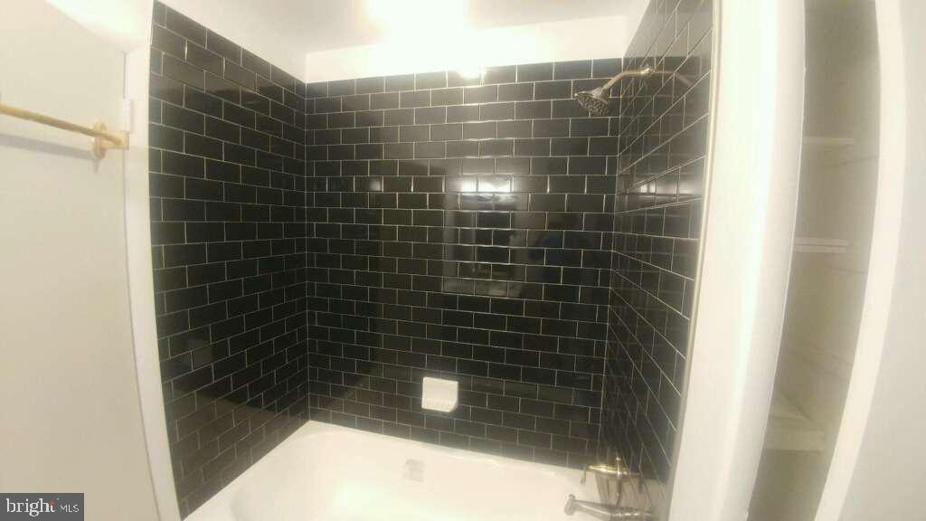 5499 Quentin Street Philadelphia, PA 19128 - Photo 12 of 25