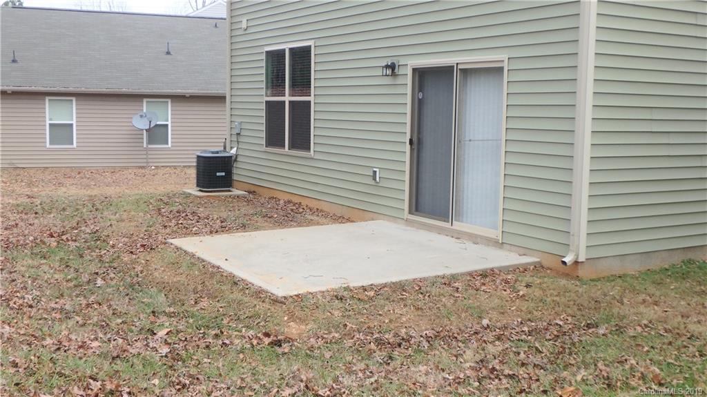 913 Rook Road Charlotte, NC 28216 - Photo 22 of 22 a view of outdoor space and yard