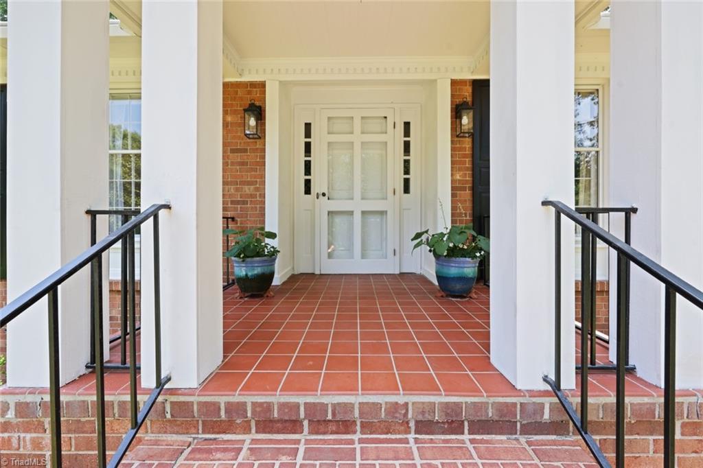 681 Chester Road Winston-Salem, NC 27104 - Photo 8 of 41 Gallery Image 8