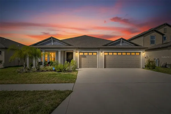 $414,999 | 13054 Violet Flame Avenue, Wimauma, FL 33598