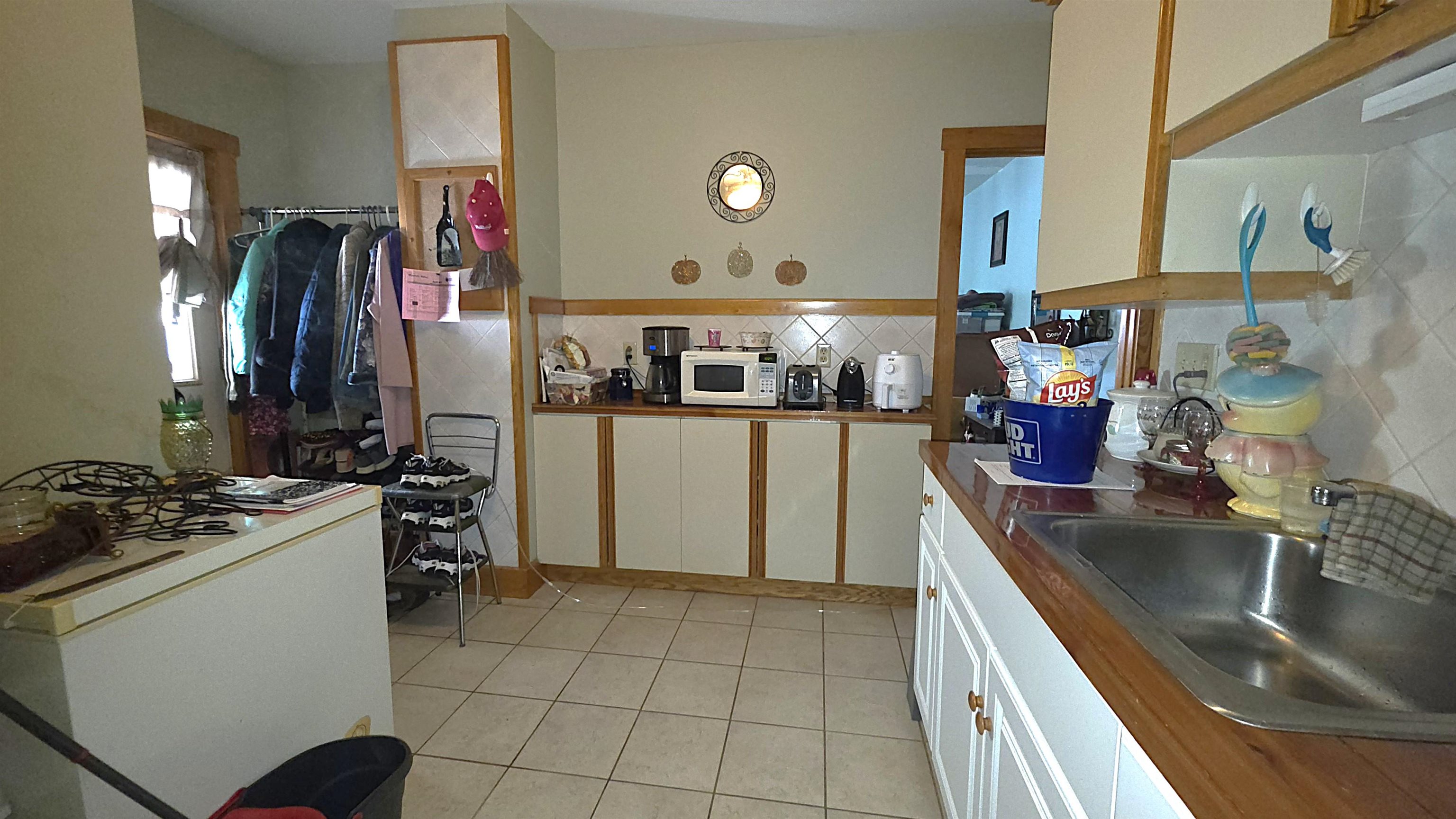 511 Goebel Street Berlin, NH 03570 - Photo 20 of 50