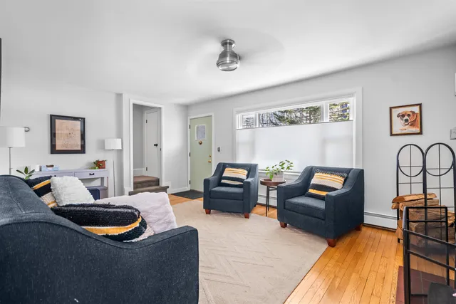 $675,000 | 102 Silver Lake Road, Hollis, NH 03049