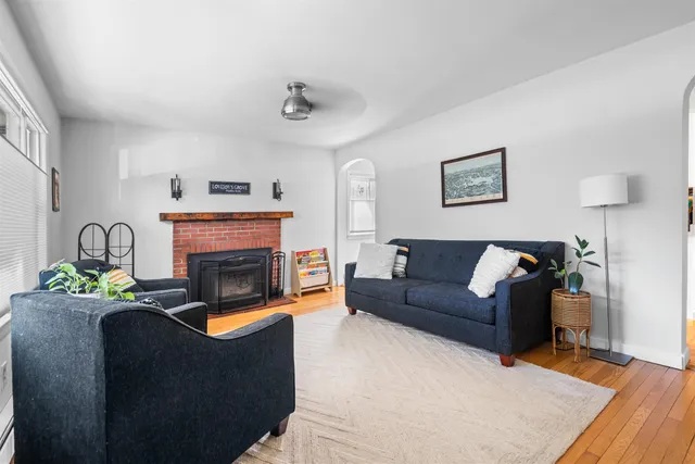 $675,000 | 102 Silver Lake Road, Hollis, NH 03049