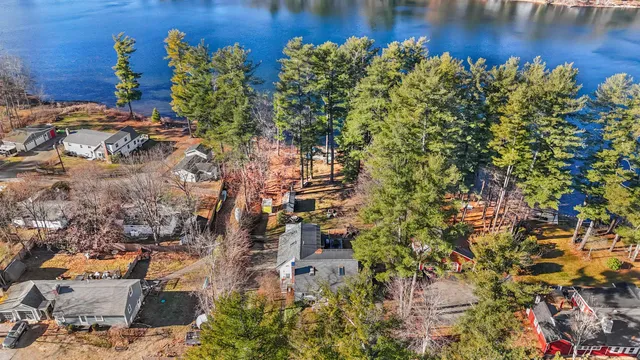 $675,000 | 102 Silver Lake Road, Hollis, NH 03049