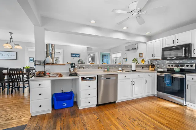 $675,000 | 102 Silver Lake Road, Hollis, NH 03049