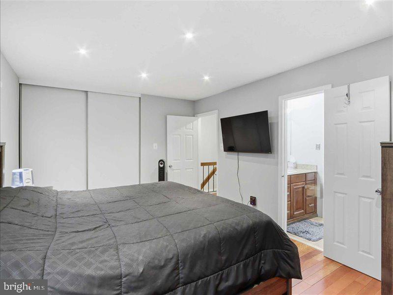 8307 Snowden Oaks Place Laurel, MD 20708 - Photo 17 of 28 Primary Bedroom