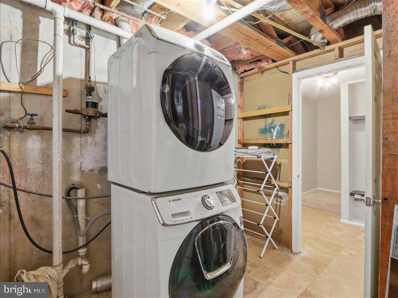 8307 Snowden Oaks Place Laurel, MD 20708 - Photo 21 of 28 Laundry Room