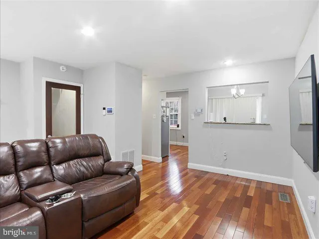 $375,000 | 8307 Snowden Oaks Place, Laurel, MD 20708