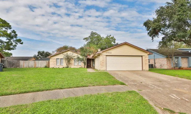 $1,720 | 17902 Autumn Trails Lane, Houston, TX 77084