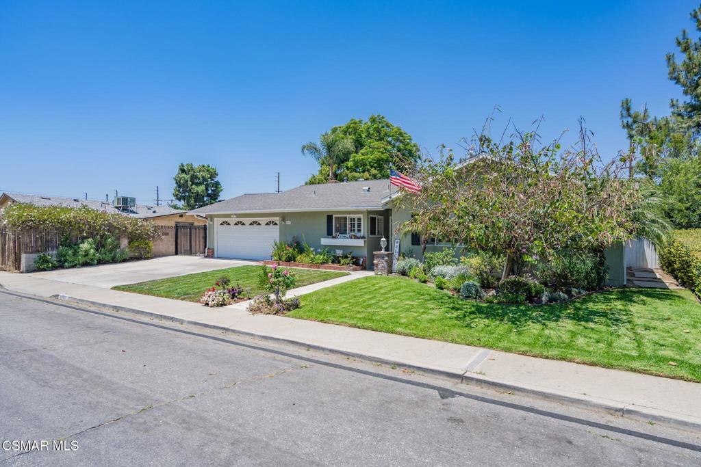 4481 Bidwell Street Simi Valley, CA 93063 - Photo 6 of 84