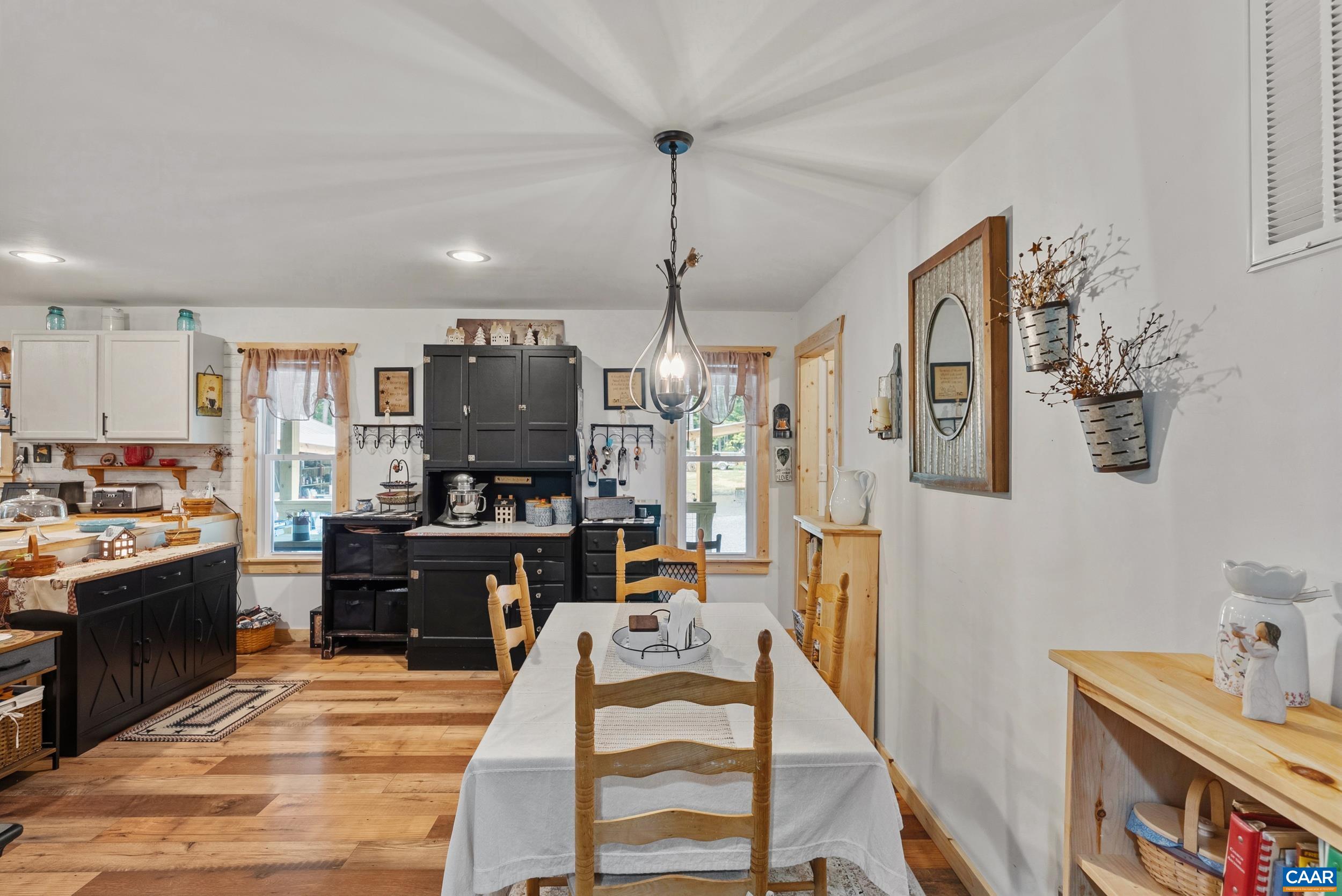 1426 Firehouse Road Howardsville, VA 24562 - Photo 11 of 62 Gallery Image 11