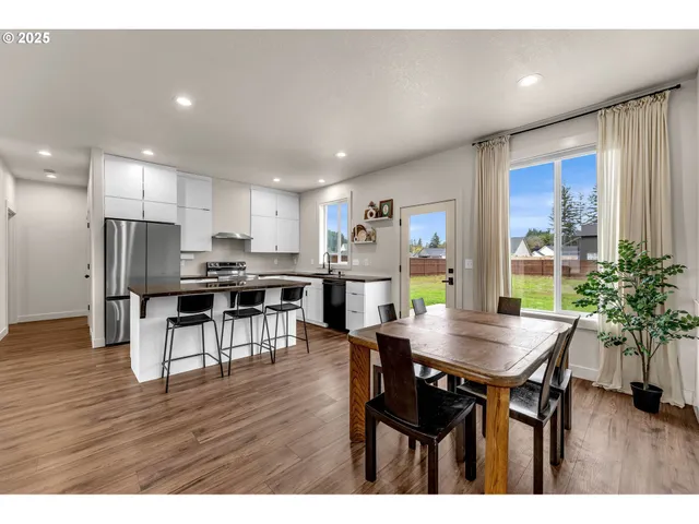 $465,000 | 102 West Oak Street, Yacolt, WA 98675