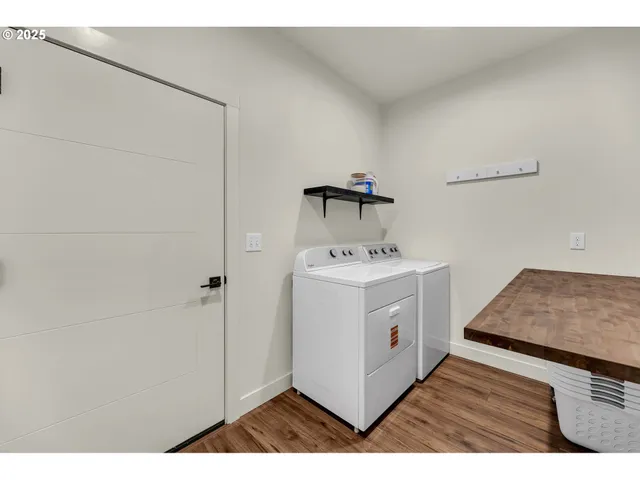 $465,000 | 102 West Oak Street, Yacolt, WA 98675