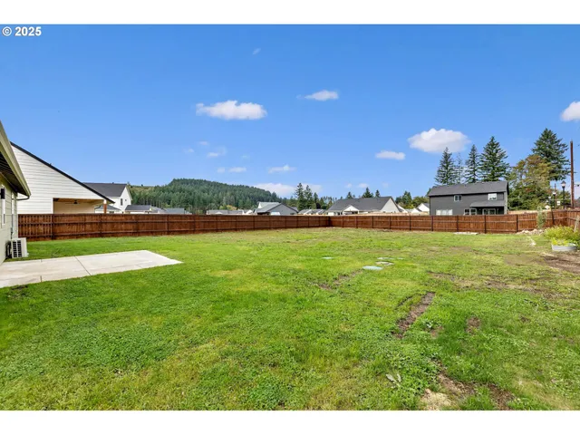 $465,000 | 102 West Oak Street, Yacolt, WA 98675
