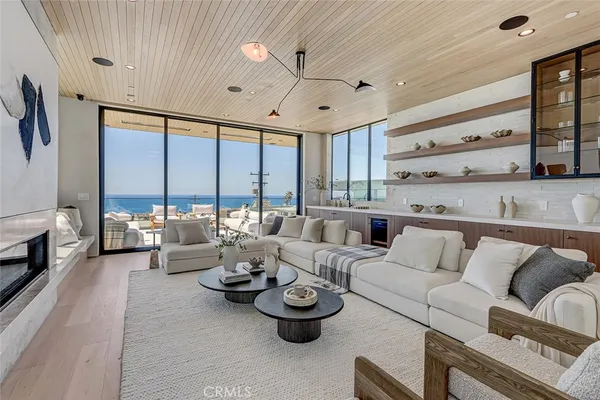 $15,495,000 | 1404 Manhattan Avenue, Manhattan Beach, CA 90266