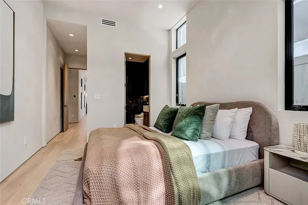 $15,495,000 | 1404 Manhattan Avenue, Manhattan Beach, CA 90266