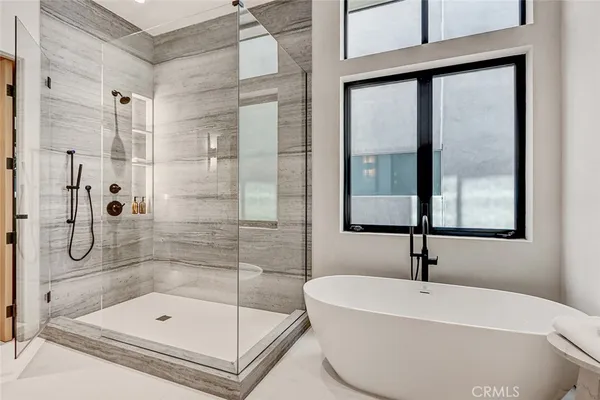 $15,495,000 | 1404 Manhattan Avenue, Manhattan Beach, CA 90266