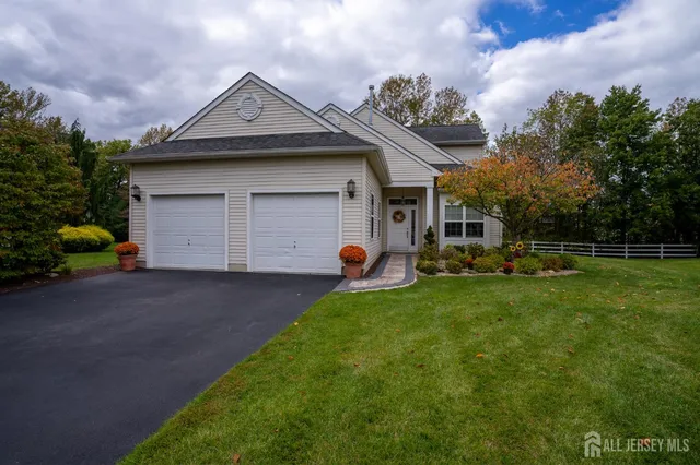 $695,000 | 107 Fontaine Court, Monroe Township, NJ 08831