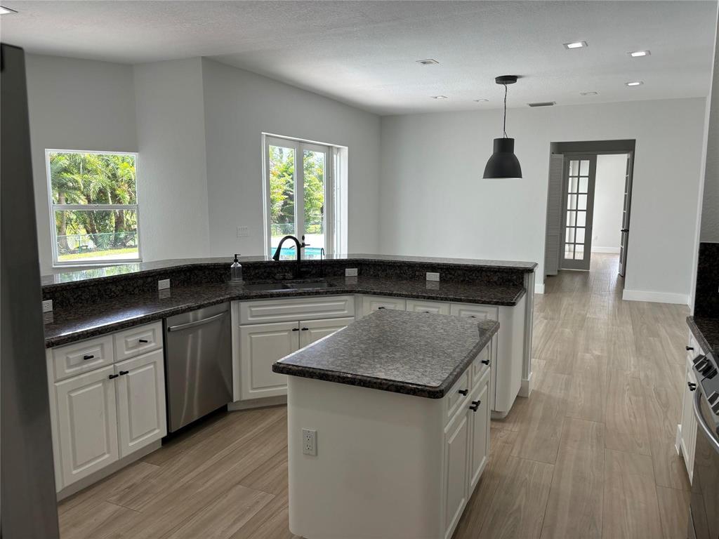16650 Southwest 67th Place Southwest Ranches, FL 33331 - Photo 3 of 13 67-8