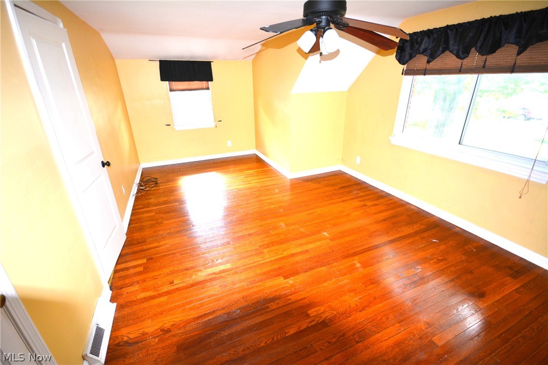 347 Gulf Road Elyria, OH 44035 - Photo 17 of 23