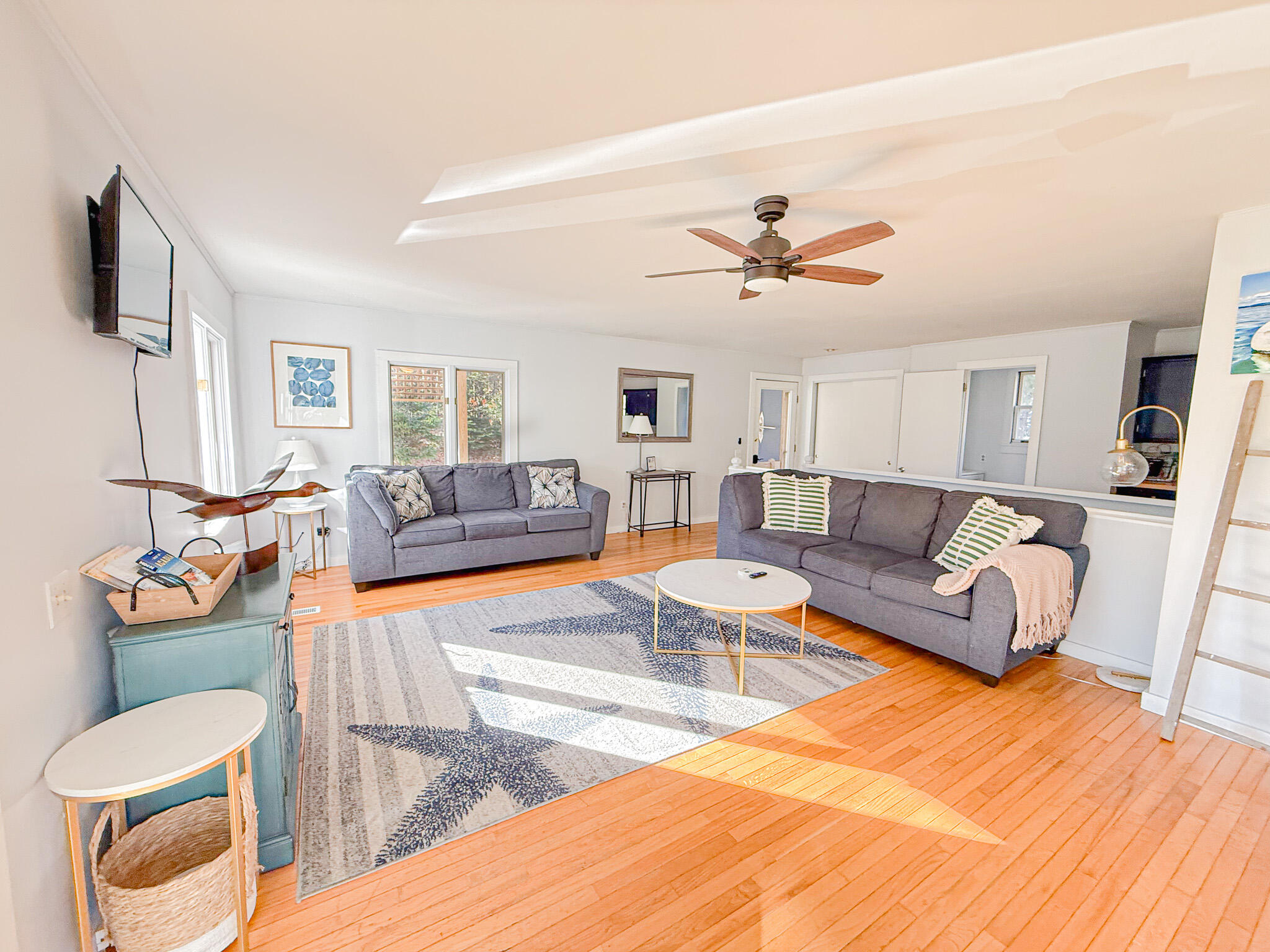 6 Nob Hill Road Hancock, ME 04640 - Photo 7 of 41 Living room