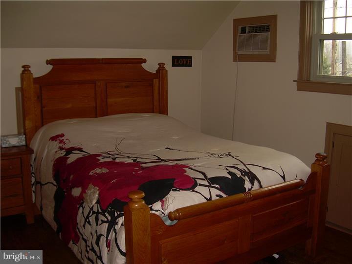 171 Lower Valley Road Atglen, PA 19310 - Photo 21 of 24 Bedroom - Main