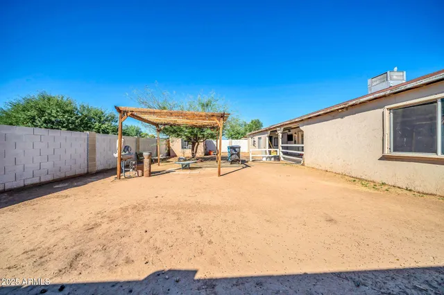 $325,000 | 7629 West Osborn Road, Phoenix, AZ 85033