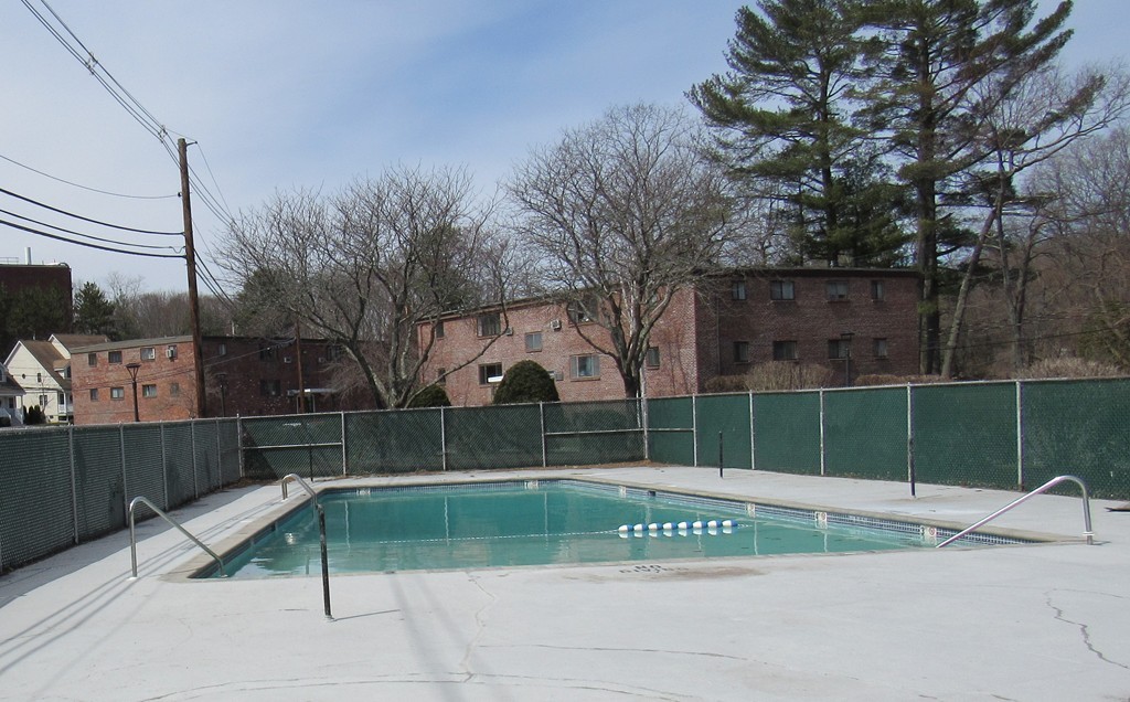 71 Nicholas Road, Unit C Framingham, MA 01701 - Photo 19 of 20 Gallery Image 19