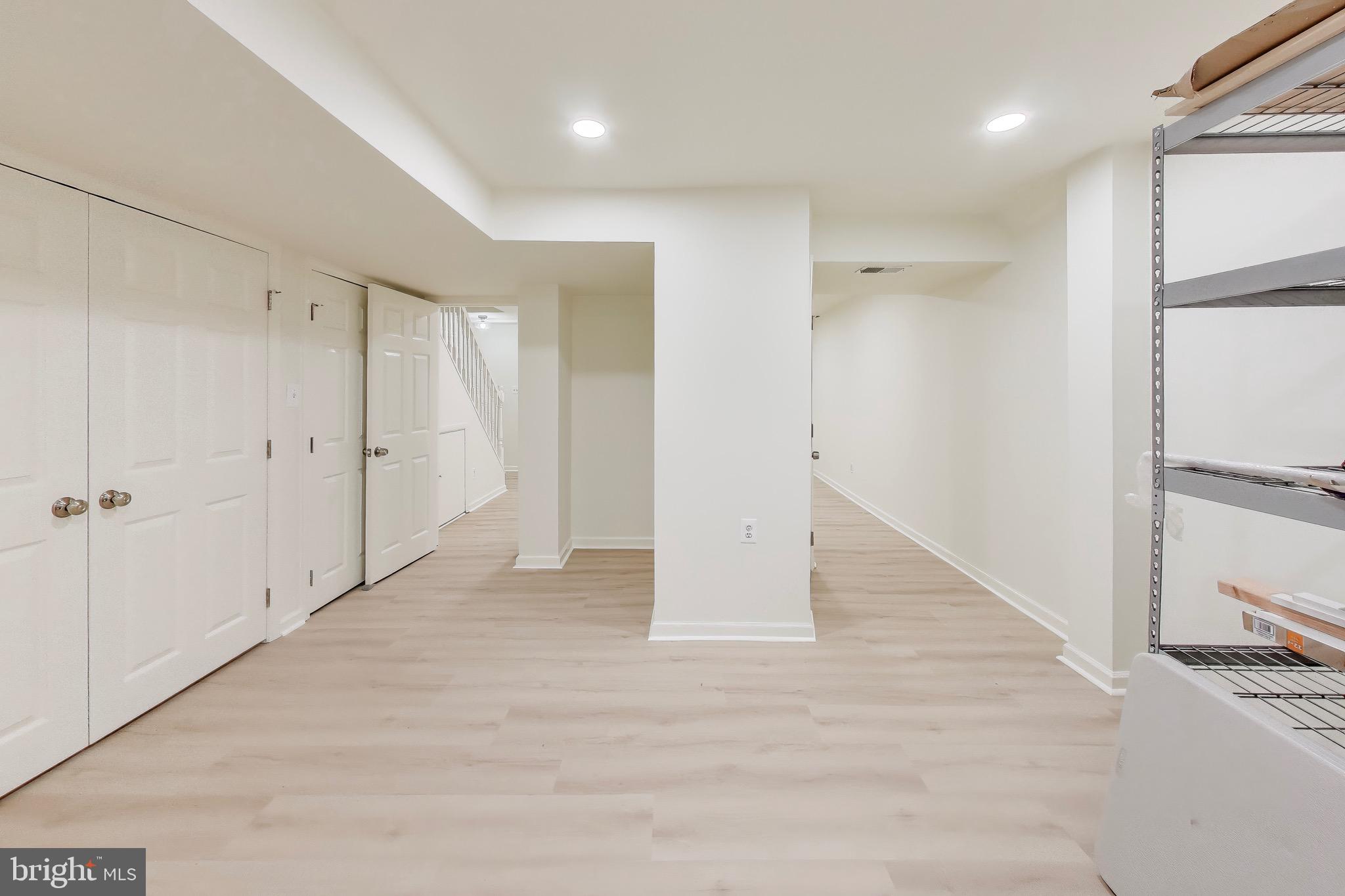 8932 Barrowgate Court Potomac, MD 20854 - Photo 18 of 24