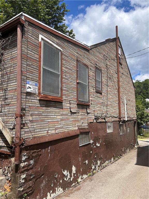 853 Lovitt Way Pittsburgh, PA 15212 - Photo 4 of 11