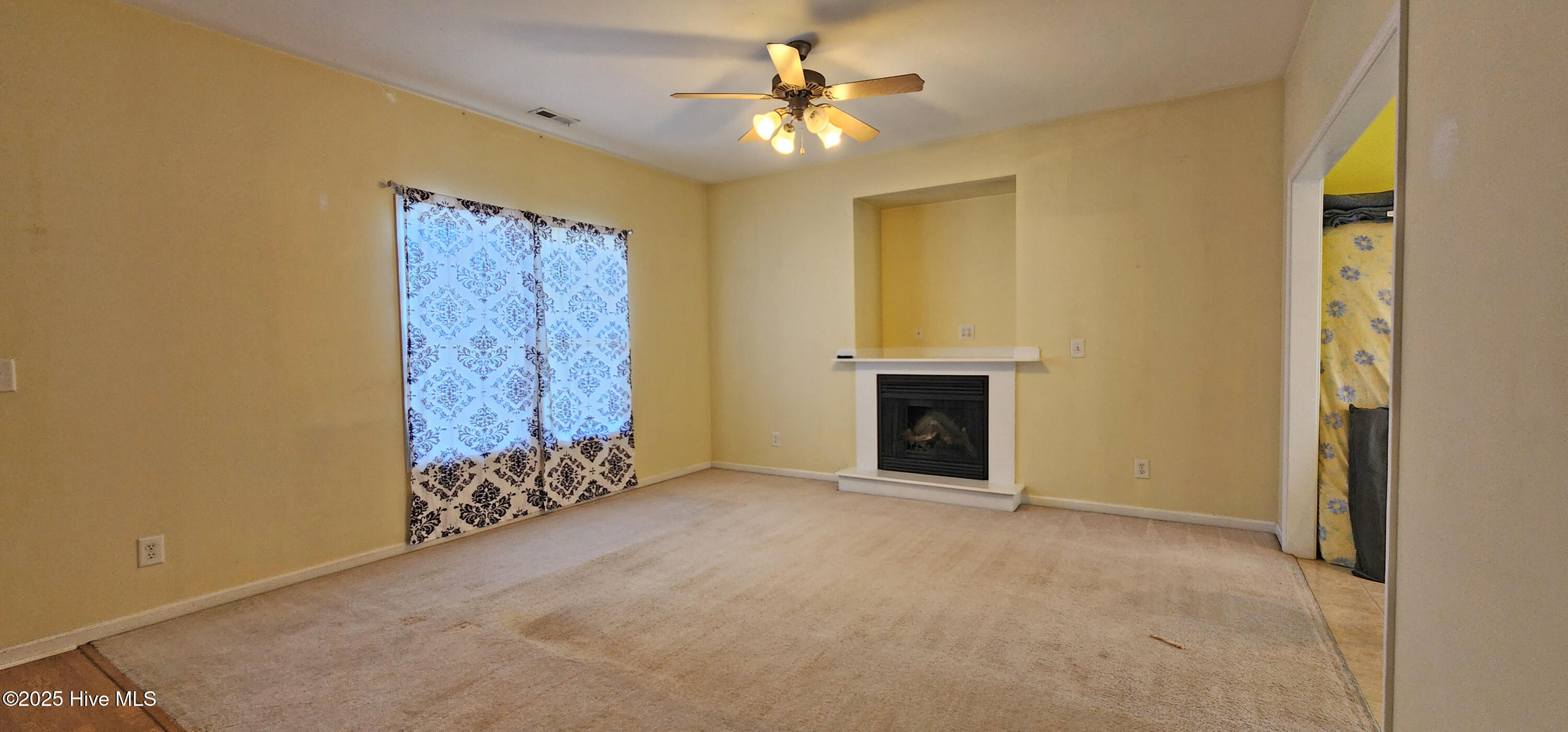 523 Huffmantown Road Richlands, NC 28574 - Photo 4 of 18 20250906_131117