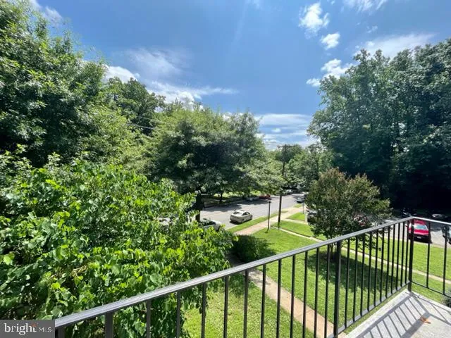 $1,700 | 10618 Kenilworth Avenue, Unit 10618, Bethesda, MD 20814