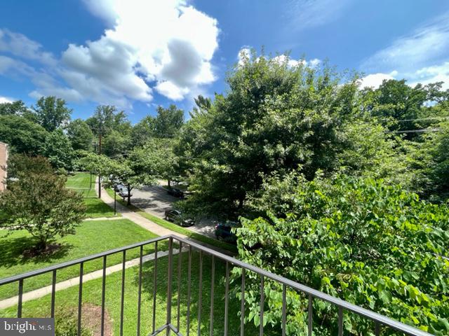 10618 Kenilworth Avenue, Unit 10618 Bethesda, MD 20814 - Photo 10 of 11 a view of a balcony