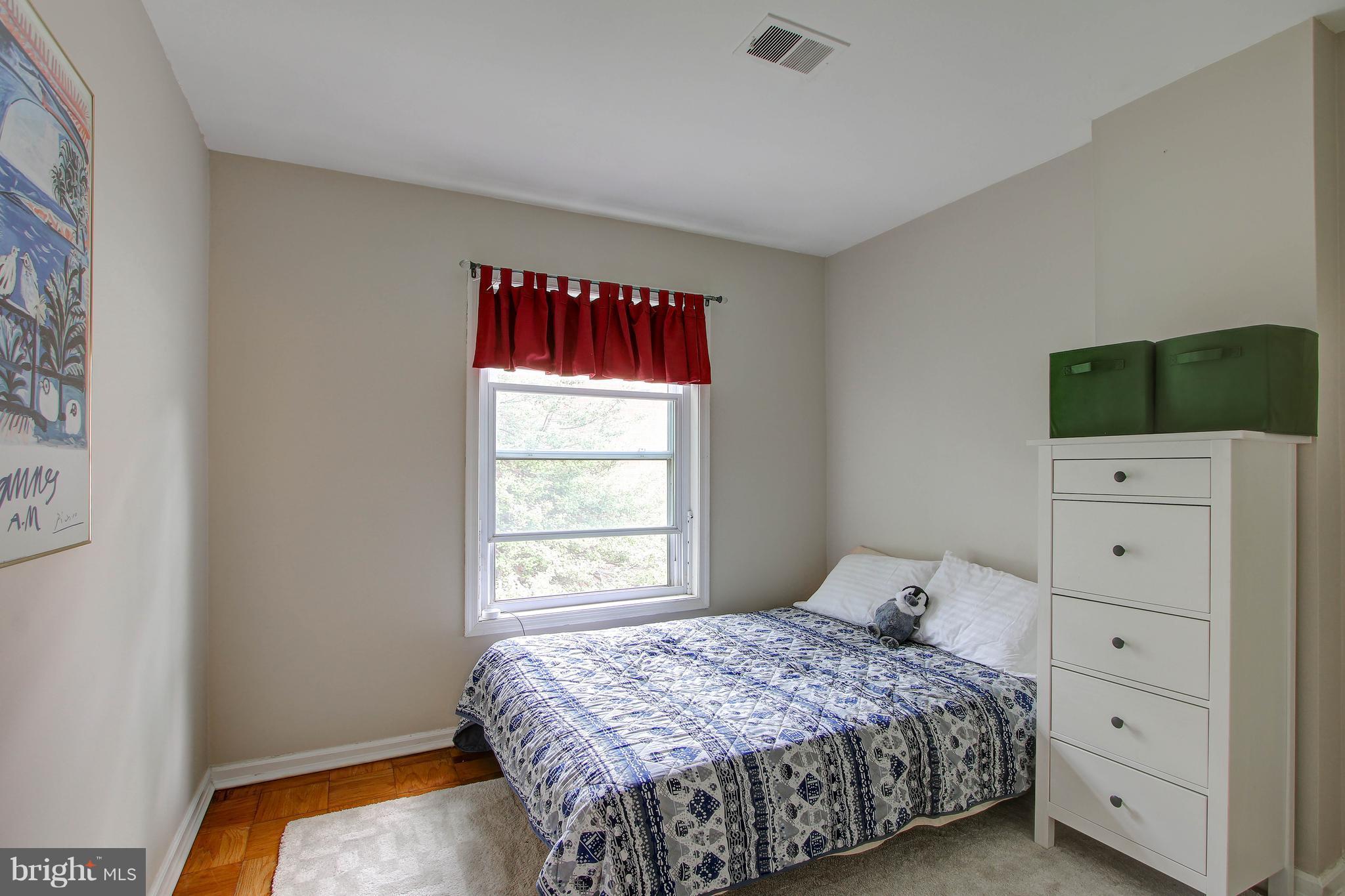 1901 Lyttonsville Road Silver Spring, MD 20910 - Photo 21 of 30 Bedroom
