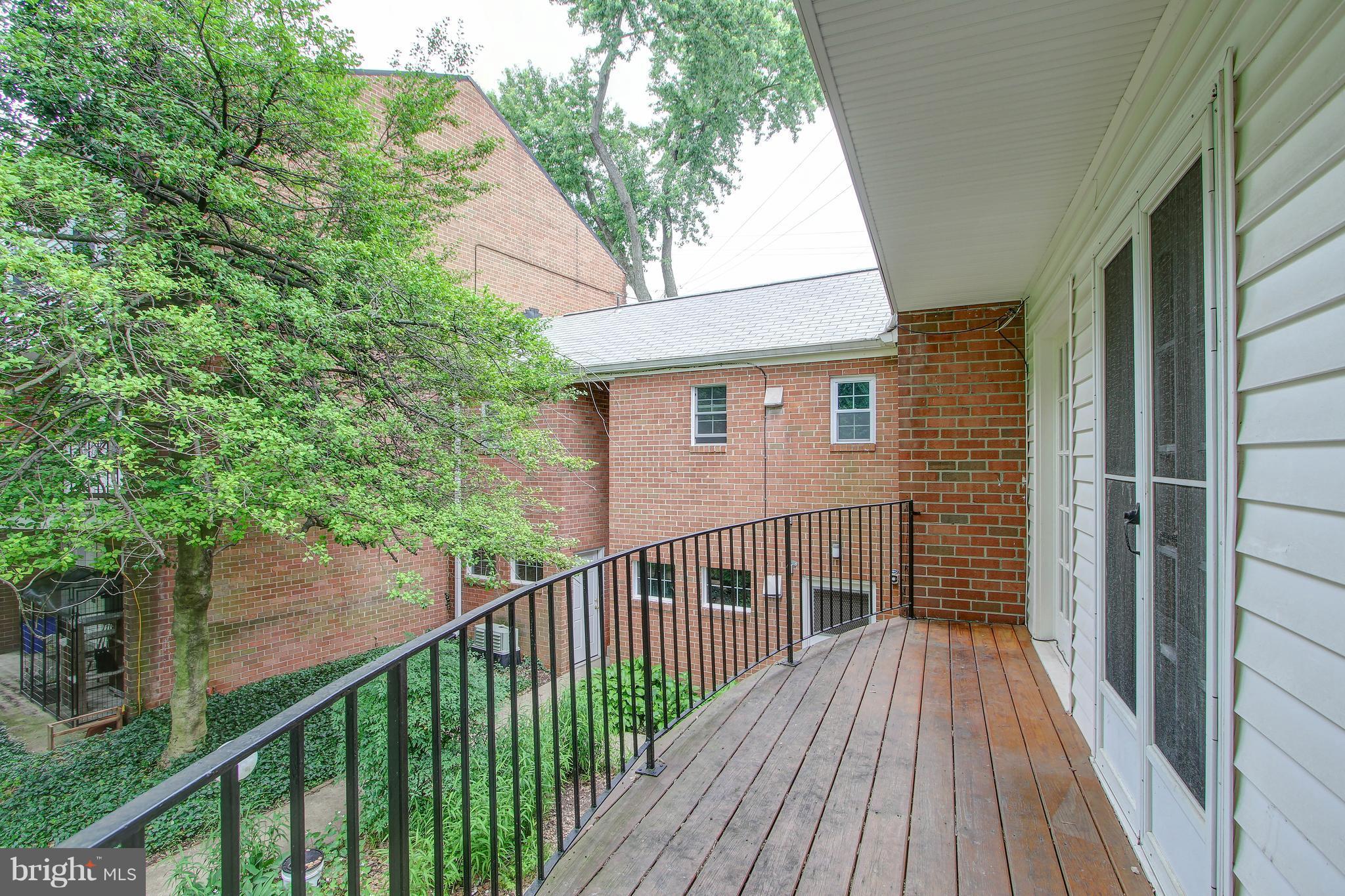1901 Lyttonsville Road Silver Spring, MD 20910 - Photo 26 of 30 Exterior (Rear)