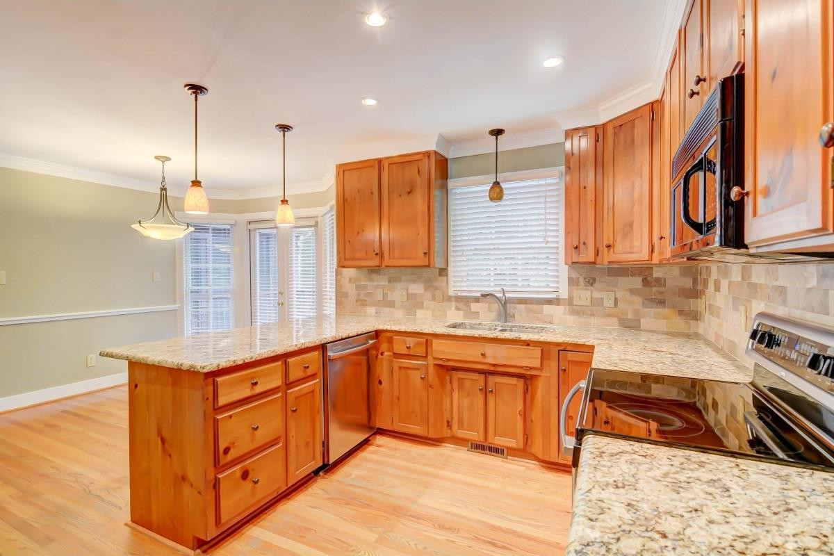 7413 Chippenham Court Raleigh, NC 27613 - Photo 7 of 24 Photo 7