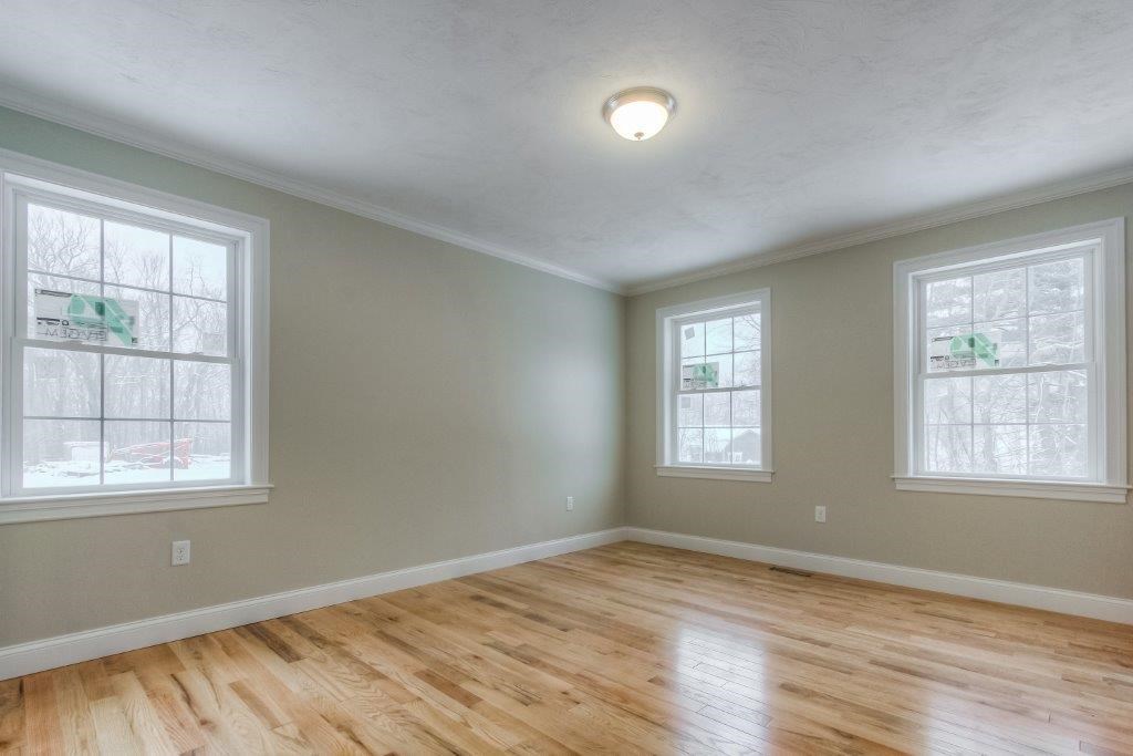137 Londonderry Road Windham, NH 03087 - Photo 14 of 29