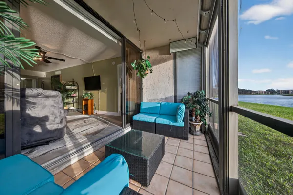 $165,000 | 5611 Coral Lake Drive, Unit 111, Pompano Beach, FL 33063