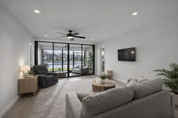 $165,000 | 5611 Coral Lake Drive, Unit 111, Pompano Beach, FL 33063