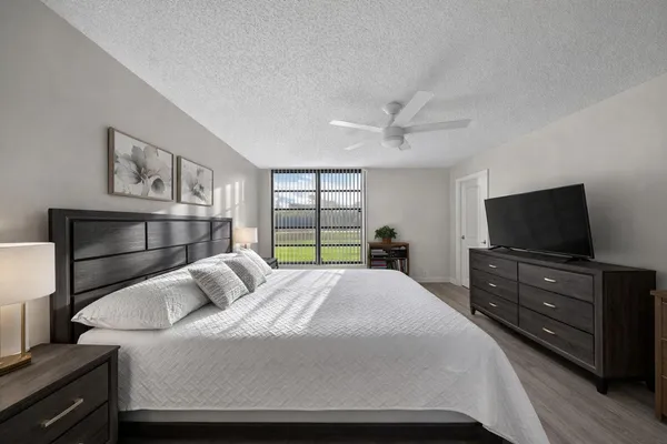 $165,000 | 5611 Coral Lake Drive, Unit 111, Pompano Beach, FL 33063