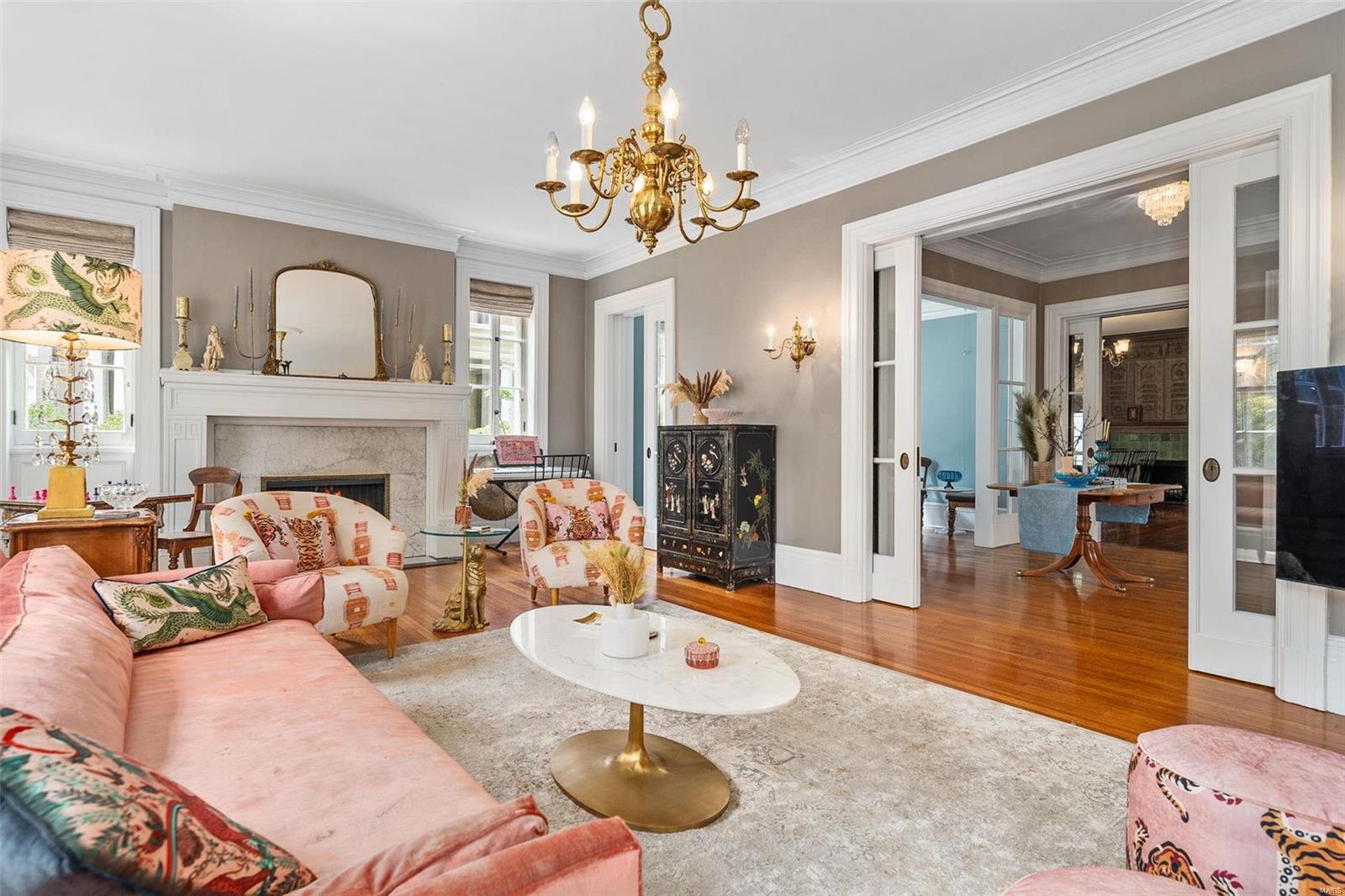 4925 Pershing Place St. Louis, MO 63108 - Photo 6 of 55