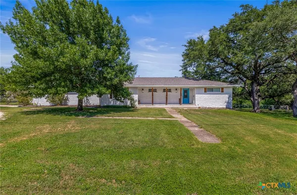 $400,000 | 1305 South Old Temple Road, Lorena, TX 76655